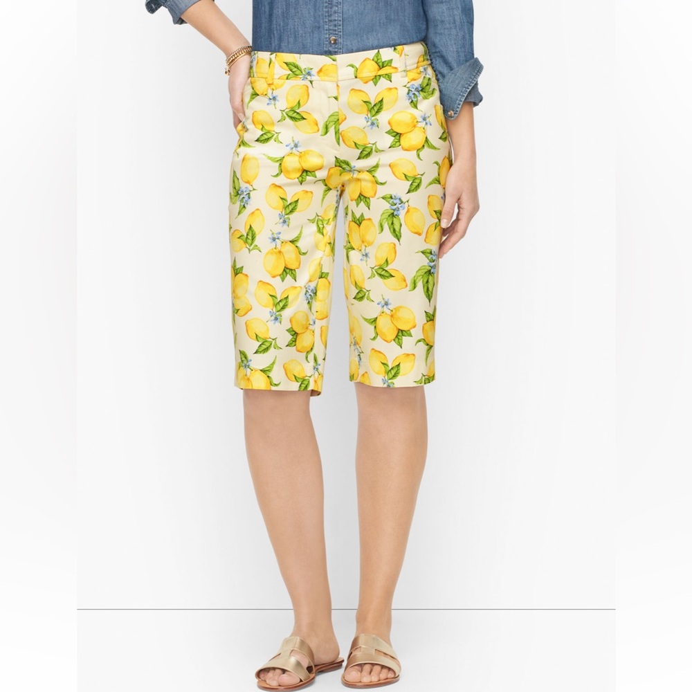 Talbots Lemon and Floral Print Cotton Shorts size 10 Inseam 13” NWT